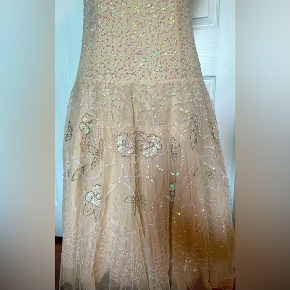 NWT ASOS Flapper Girl 20s style beaded Dress, Drop waist formal dress - Picture 5 of 16